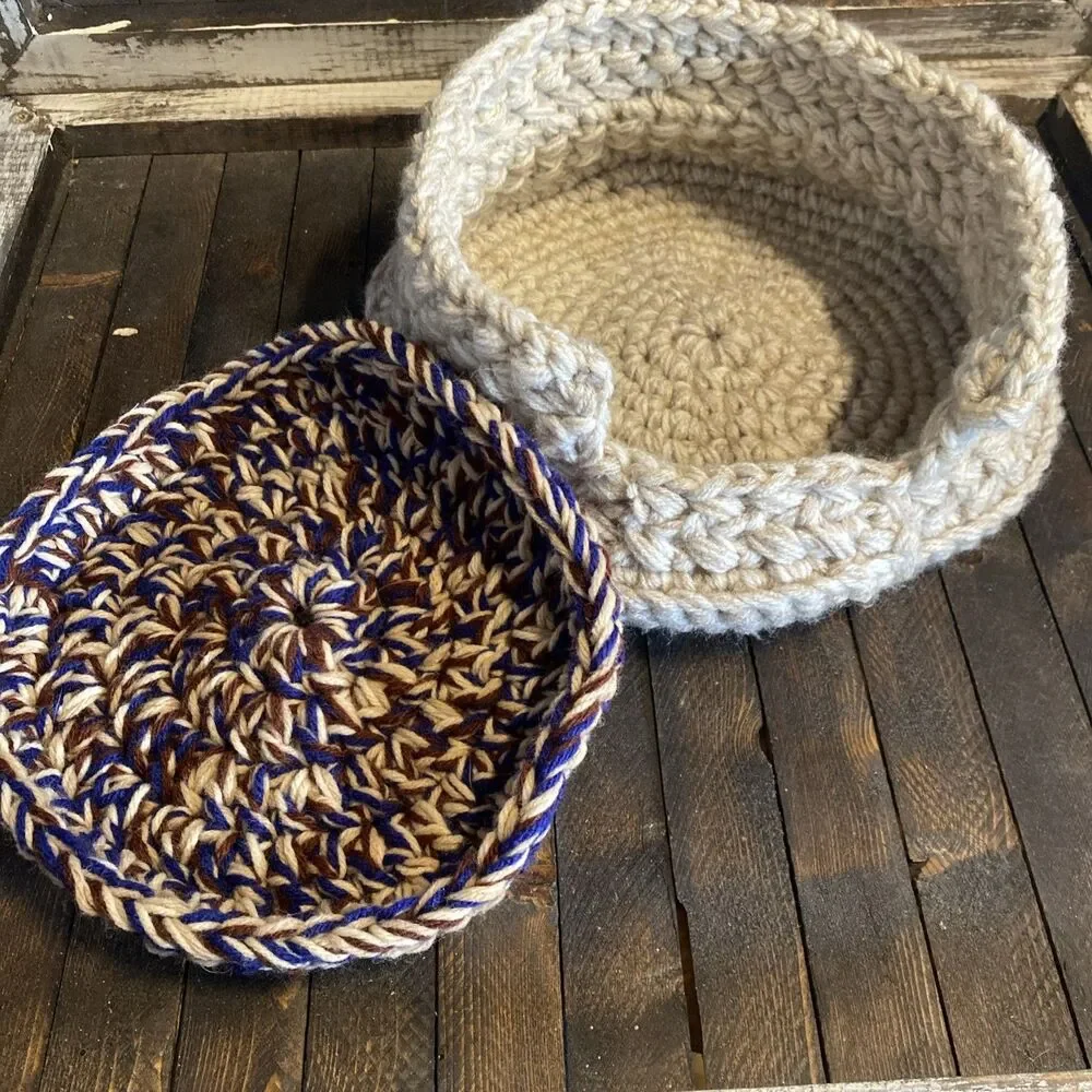 Small Handmade Crochet Round Cat Dog Bed Warm Snuggle Padded Beige